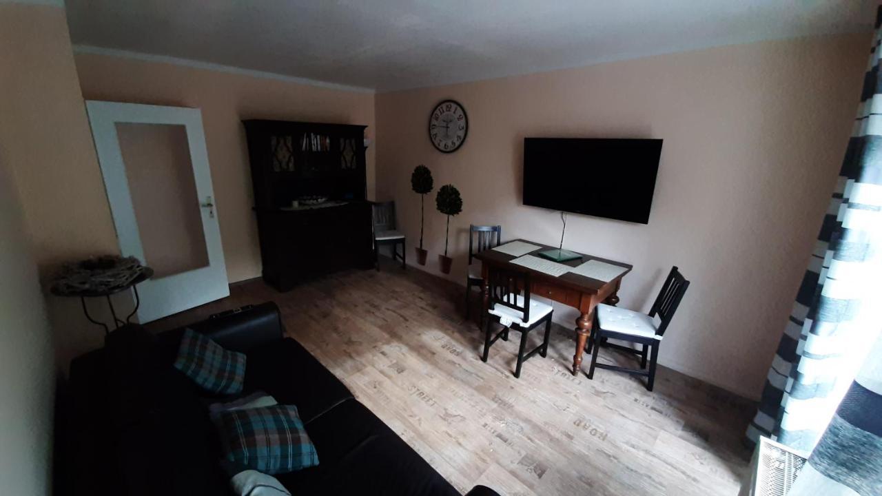 Apartmenthaus "Zum Birnbaum" Rosstal Екстер'єр фото