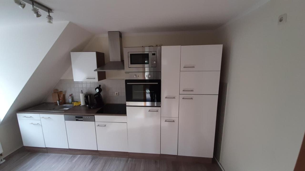 Apartmenthaus "Zum Birnbaum" Rosstal Екстер'єр фото