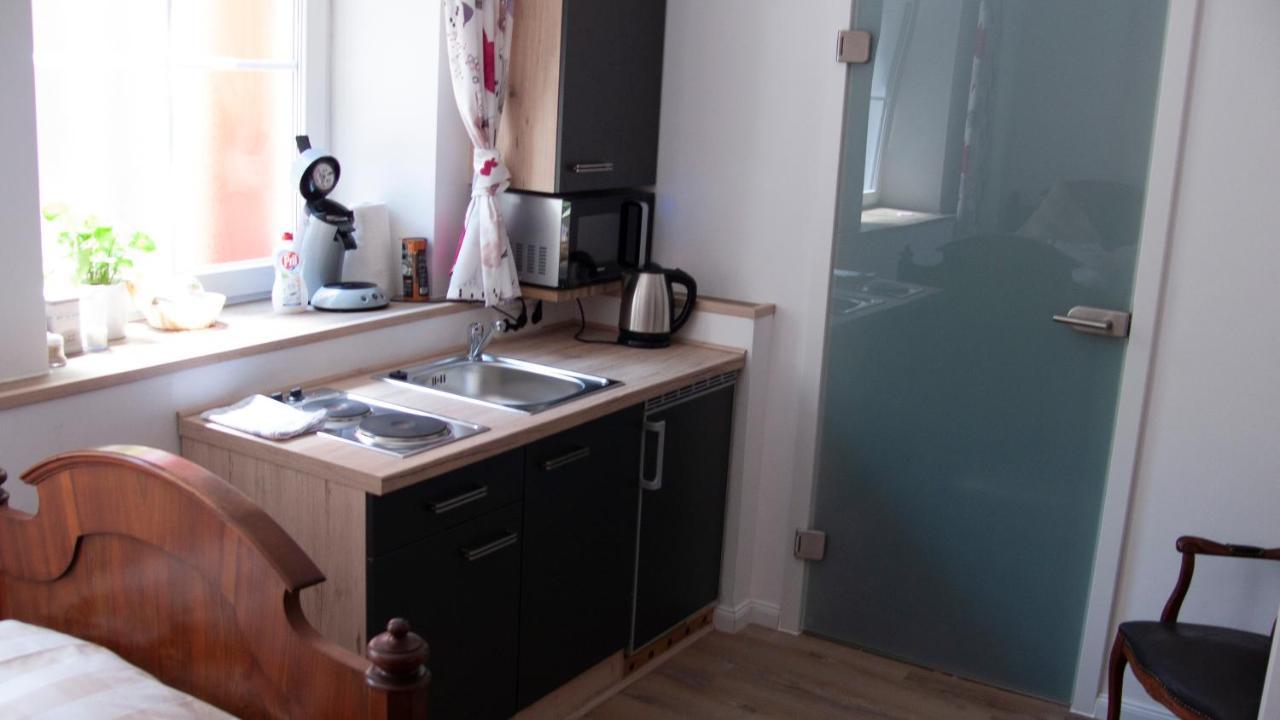 Apartmenthaus "Zum Birnbaum" Rosstal Екстер'єр фото