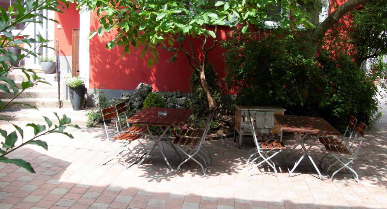 Apartmenthaus "Zum Birnbaum" Rosstal Екстер'єр фото
