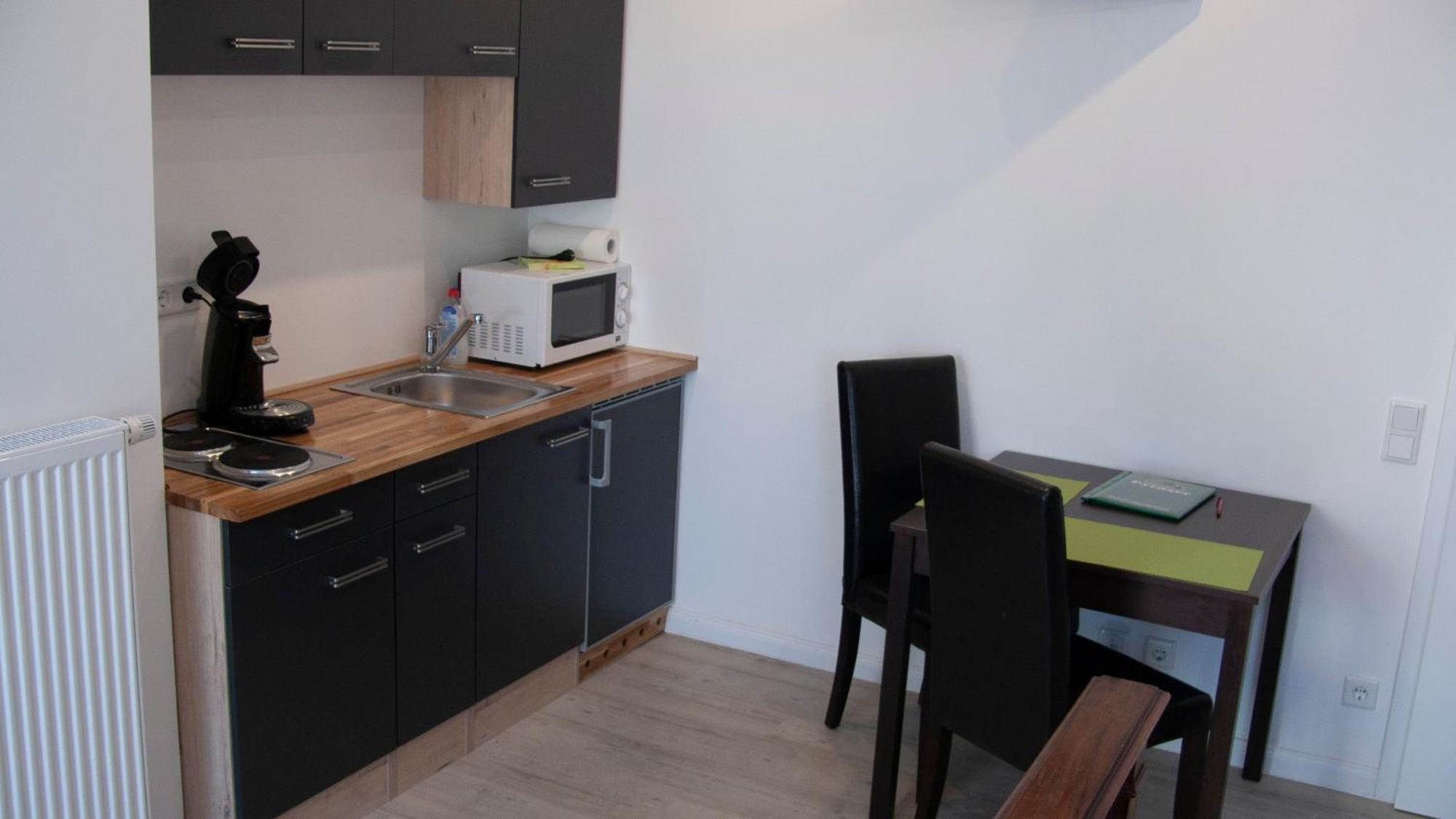Apartmenthaus "Zum Birnbaum" Rosstal Екстер'єр фото