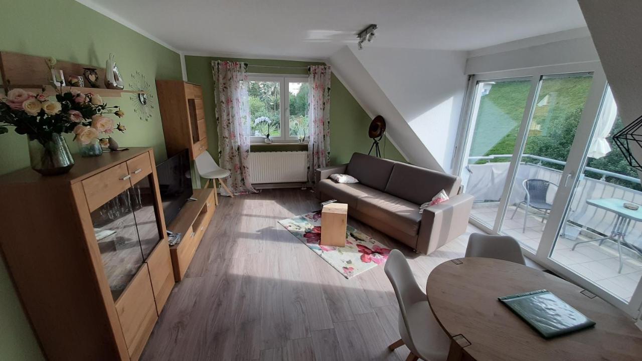Apartmenthaus "Zum Birnbaum" Rosstal Екстер'єр фото