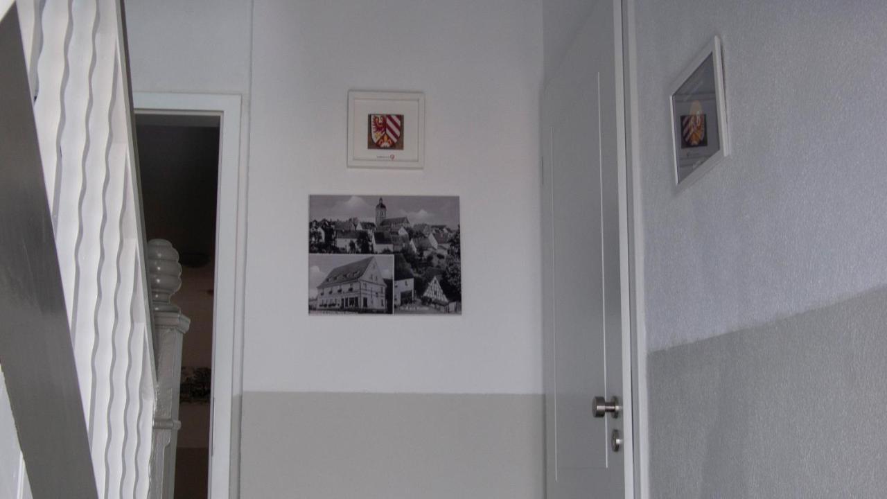 Apartmenthaus "Zum Birnbaum" Rosstal Екстер'єр фото