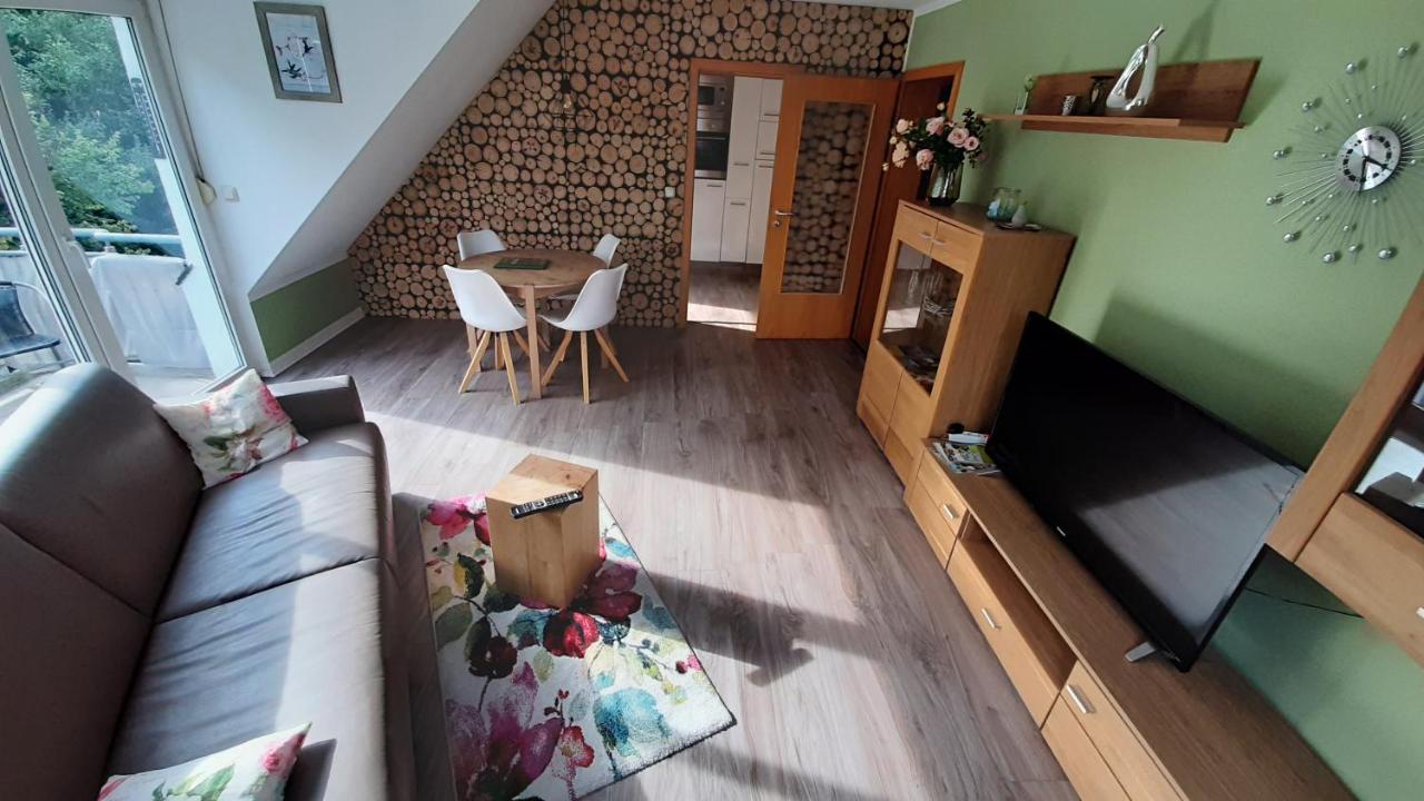 Apartmenthaus "Zum Birnbaum" Rosstal Екстер'єр фото