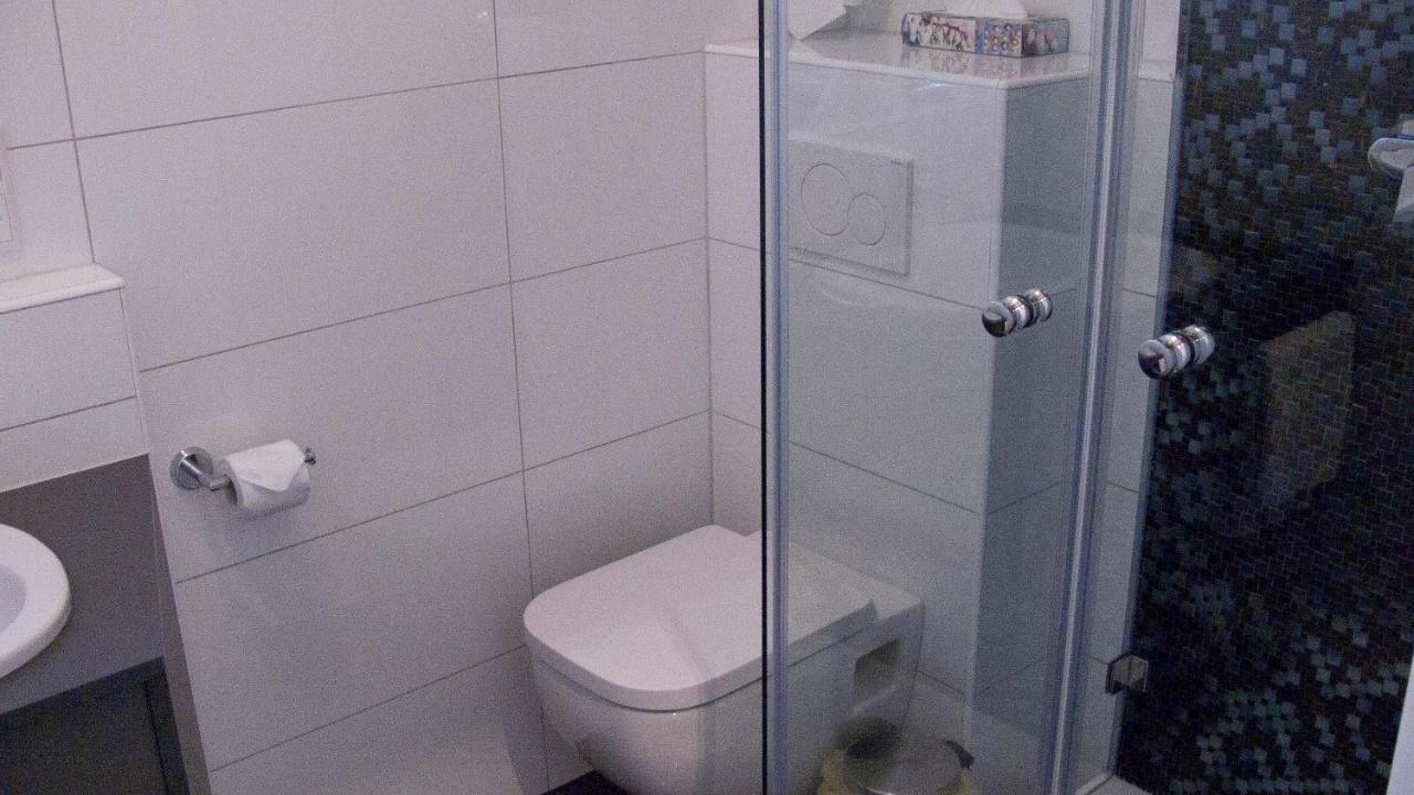 Apartmenthaus "Zum Birnbaum" Rosstal Екстер'єр фото