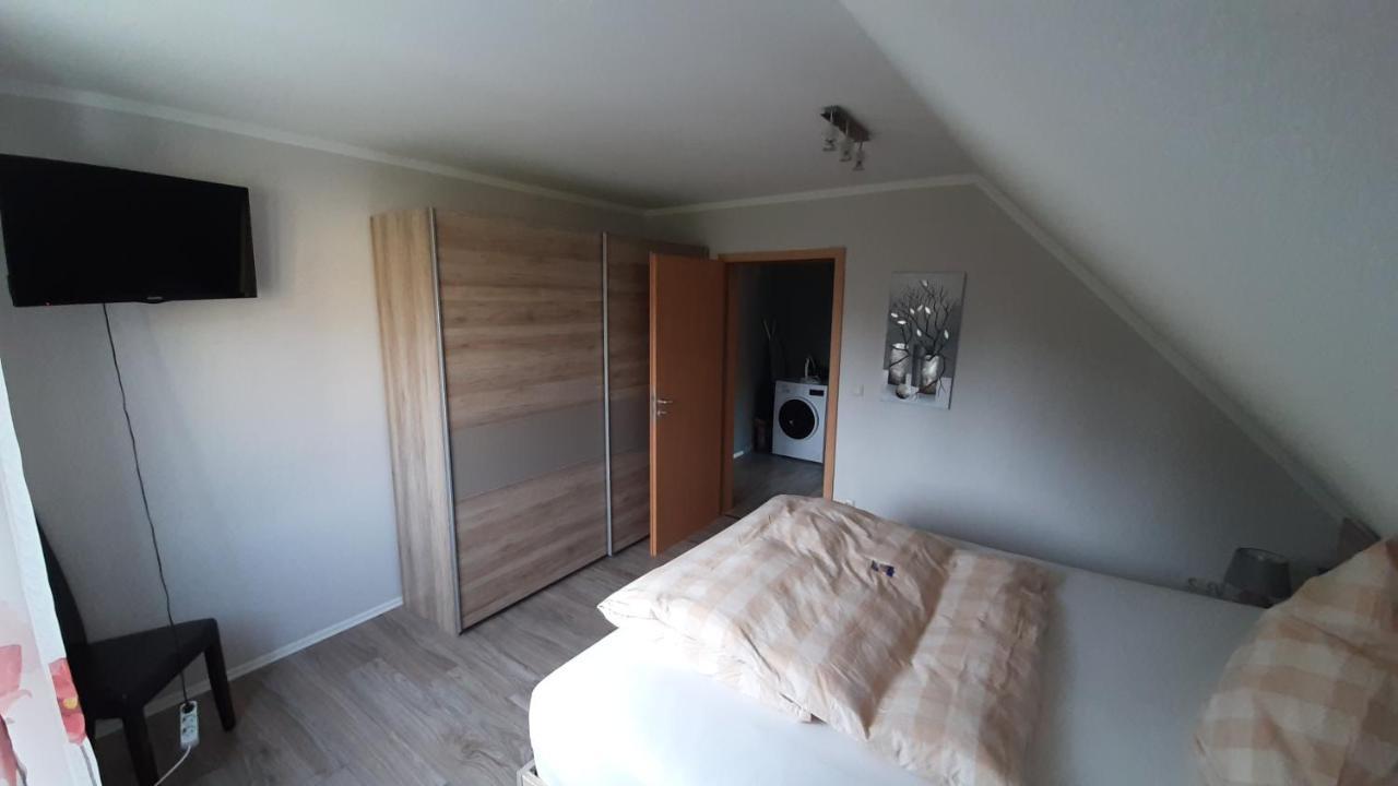 Apartmenthaus "Zum Birnbaum" Rosstal Екстер'єр фото