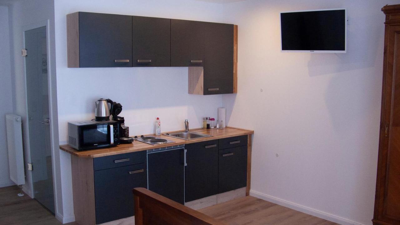Apartmenthaus "Zum Birnbaum" Rosstal Екстер'єр фото